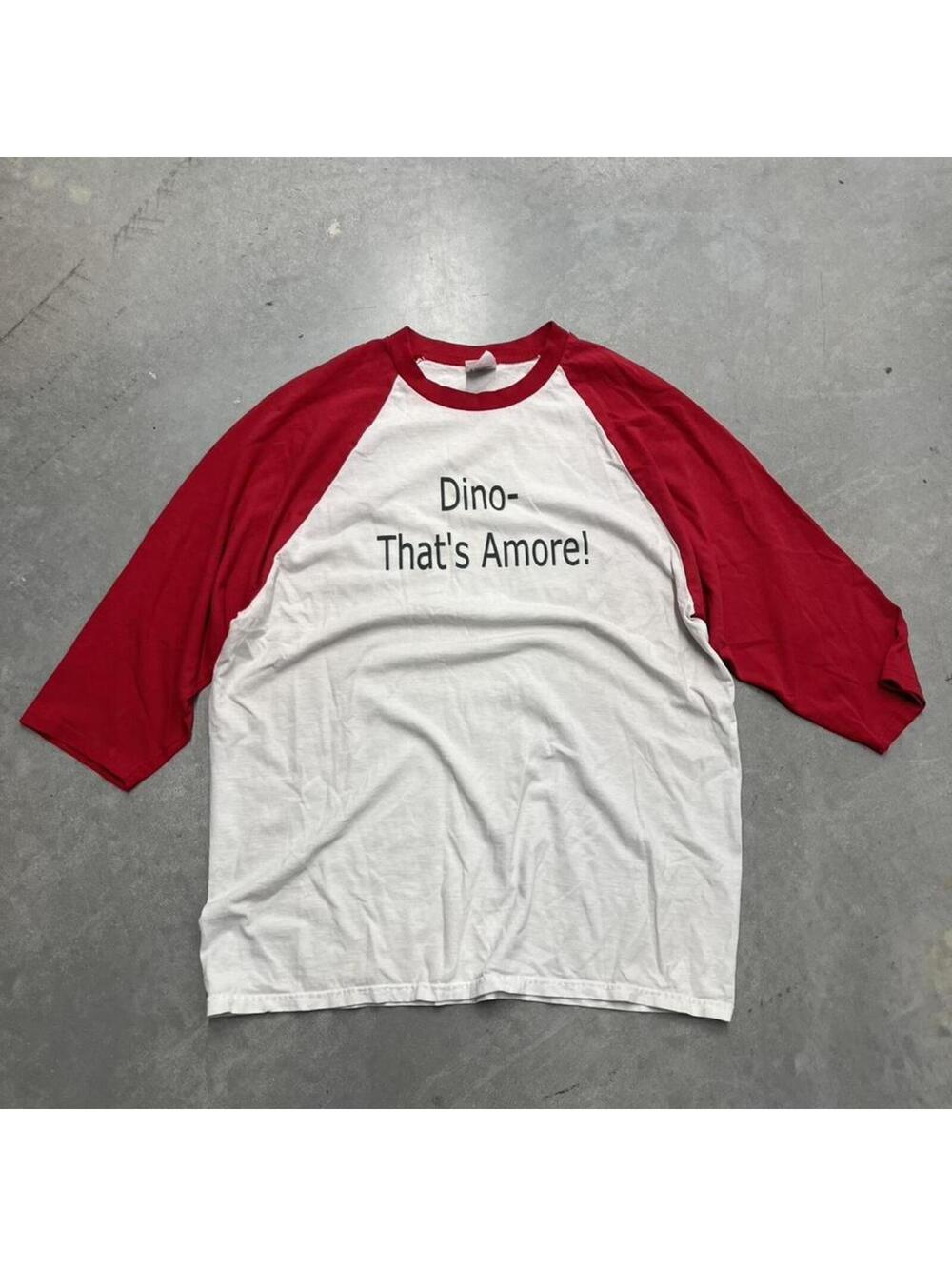 2000s Vintage Anvil “Dino-That’s Amore!” Raglan Baseball Tee Size L